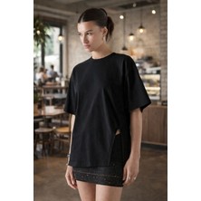 Tarz Cool Kadın Siyah Hollow Tasarım Salaş Tişört