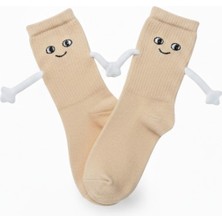 Neşeli Çoraplar El Ele Tutuşan Krem Atletik Çorap