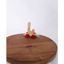 Lal Dizayn Dekoratif Tekerlekli Ahşap Harf - J