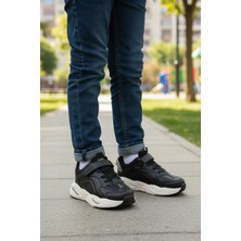 Cool Toti Cilt F Siyah Beyaz Cırtlı Erkek Çocuk Spor Ayakkabı