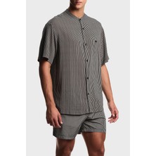 Emporio Armani Çizgili Regular Fit Kısa Kollu Gömlek Erkek Gömlek EM005144 AF20445 F1039