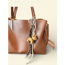 Home Köpek Figürlü Şık Çanta Charmı – Dekoratif Çanta Aksesuarı (25 Cm)