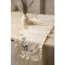 Yunusoğlu Home Nakışlı Kelebek Detaylı Fırfırlı Masa Runner 40X120 cm – Şık Dekoratif Masa ve Konsol Örtüsü