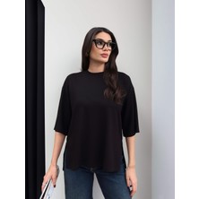 Esra Helvacı Yan Yırtmaçlı Tshirt