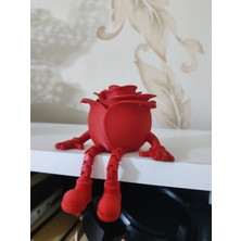 swordslife 3D Kırmızı Oturan Gül Figürü – Hareketli Bacaklı Dekoratif Masa Süsü