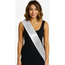 Oyunca Beyaz Saten Üzerine El Yazısı Italik Gümüş Bride To Be Kuşağı