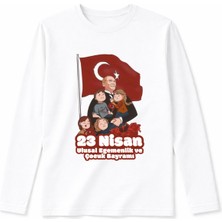 Efendioğlu Design Uzun Kollu Atatürk'e Sarılan Çocuklar Baskılı Pamuklu 23 Nisan Tişörtü