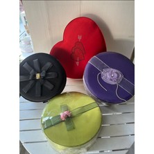 Helvacıoğlu Çikolata Değişik Ebatlarda ve Renklerde Fantazi Dekoratif Hediye, Çikolata Kutusu, 4 Adet