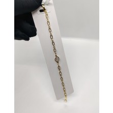 Cadde Dükkanı Ortası Taşlı Gold Renk Çelik Bileklik