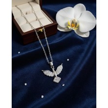 Meneva Aksesuar Gümüş Renk Çelik Işıltılı Zümrüdüanka Kuş Figürlü Kolye