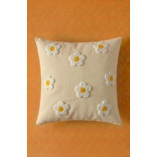 Maharat Papatya Desenli Punch Yastık Kılıfı Kırlent Kılıfı