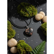 Meneva Aksesuar Kan Taşı Doğal Taş Kalp Kesim Deri Ipli Kolye