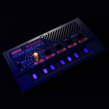 Korg 70 Monotron Eko Analog Ribbon Sentezleyici (Profesyonel) | Geciktirme Efekti, Analog Filtre, Dahili Hoparlör, Taşınabilir Kompakt Yapı