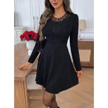 Veralya Kadın Uzun Kollu Yakası Dantelli Mini Ithal Krep Elbise