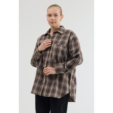 Moviment Kahve Oversize Kesim Uzun Kol Düğme ve Cep Detaylı Ekose Gömlek