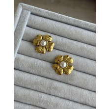 İrem Yıldız Çiçek Model Plaka Incili Çelik Küpe