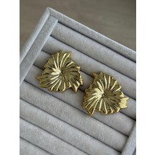 İrem Yıldız Plaka Model Şık Çelik Küpe