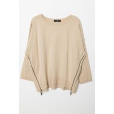 On Fashion Kadın Yanları Fermuarlı Bej Bol Kazak 65389