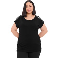 Disentis Modest Büyük Beden Düşük Kısa Kollu Omuzda Şerit Desenli Siyah Bluz