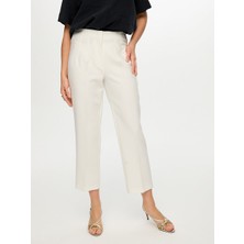 Faik Sönmez Önden Pensli Slim Fit Capri S26CPR005