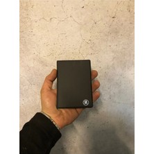 Özgürce Deri Ruhsat Kabı Cüzdanı Metal Logo, Şık ve Kullanışlı Tasarım