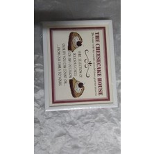 Es Dekor Beyaz Kenar Ikiz Pasta Arka Mavi Ekose Minderli Desenli Keyif Tepsi 1 Adet