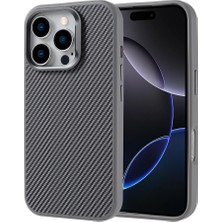 Büşra Ayhan iPhone 16 Pro Kılıf Magsafe Şarj Özellikli Karbon Fiber Görünümlü Bsay Troy Kapak-Gümüş