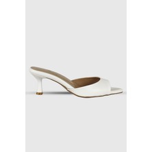 Morgana Beyaz Mat Tek Bant Kadın Topuklu Terlik