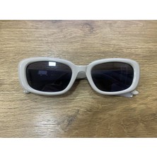 Bella Hadid Güneş Gözlüğü Lın