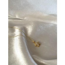 Taşlı Yıldız Figürlü Gold Çelik Kolye