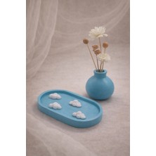 Atiye Studio El Yapımı Taş Tozu 2’li Dekoratif Set – Mini Vazo + Bulut Figürlü Oval Tabak Modern Ev Dekoru