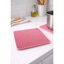 Isıya Dayanıklı Silikon Nihale – Kaymaz Petek Desenli Tencere Altlığı – Asma Delikli