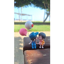 Özgürce Sevgili Temalı Mavi Şapkalı Balonlu Mini Süs Biblo Torpido ve Masa Dekoru