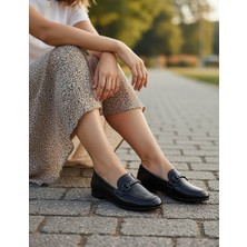 KAFKASLAR AYAKKABI Düz Taban Yeni Model Çatlak Parlak Loafer Model Kadın Babet Ayakkabı