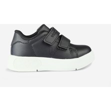 Vicco Oyo II Kadın Kullanıma Uygun  Siyah Bebek Sneaker Düz Taban ve Şık Tasarım