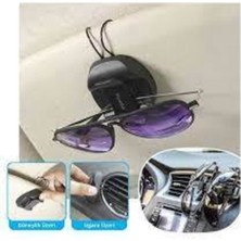 Özgürce Pratik ve Şık Araç Gözlük Tutucu, Kolay Kullanım ve Güvenli Saklama Sağlar