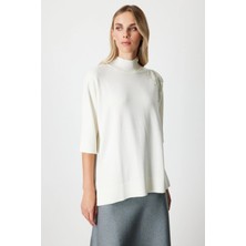 On Fashion Kadın Yarım Kol Tek Omuz Zincirli Ekru Kazak 65381