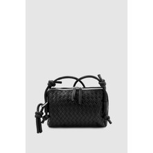 Wuclo Clasa Örgü Desen Uzun Çapraz Askılı Mini Çanta Siyah