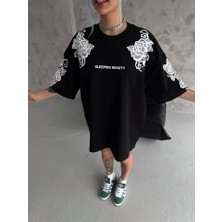 Queene Dreams Unisex Flok Kabartma Baskılı T-Shirt - Siyah