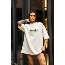 Queene Dreams Unisex Bisiklet Yaka Baskılı Oversize T-Shirt - Beyaz