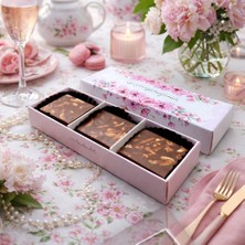 Vanilin Chocolate Miness Badem Bademli  Kare Çikolata