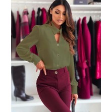 Queene Dreams Kadın Viskon Kumaş V Yaka Dekolte ve Metal Düğme Detaylı Gömlek