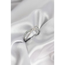 Zirkon Taşlı Sarmal Sedefli Gümüş Renk Kadın Yüzük