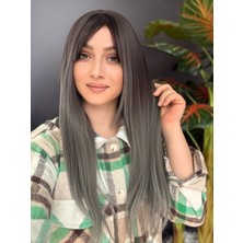 Aura Peruk Siyah Gri Ombreli Olan Orta Boy Tina Modelimiz