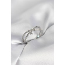 Pazarcan Gümüş Renk Zirkon Taşlı Fiyonk Model Kadın Yüzük