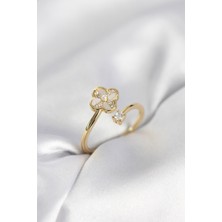 Pazarcan Gold Renk Zirkon Taşlı Yonca Model Kadın Yüzük