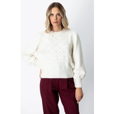 On Fashion Kadın Incili Baklava Desenli Ekru Kazak 63316