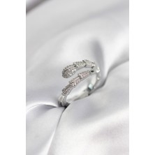 Pazarcan Gümüş Renk Zirkon Taşlı Yılan Model Kadın Yüzük