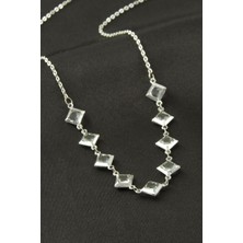 Bijuteri Net Kare Kristal Taşlı Kolye