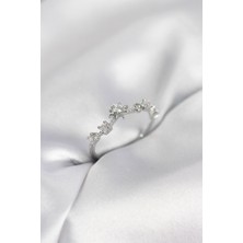 Solenya Gümüş Renk Gece Temalı Zirkon Taşlı Kadın Yüzük